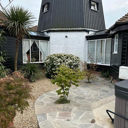 The Millers Cottage CBG Εξωτερικό φωτογραφία