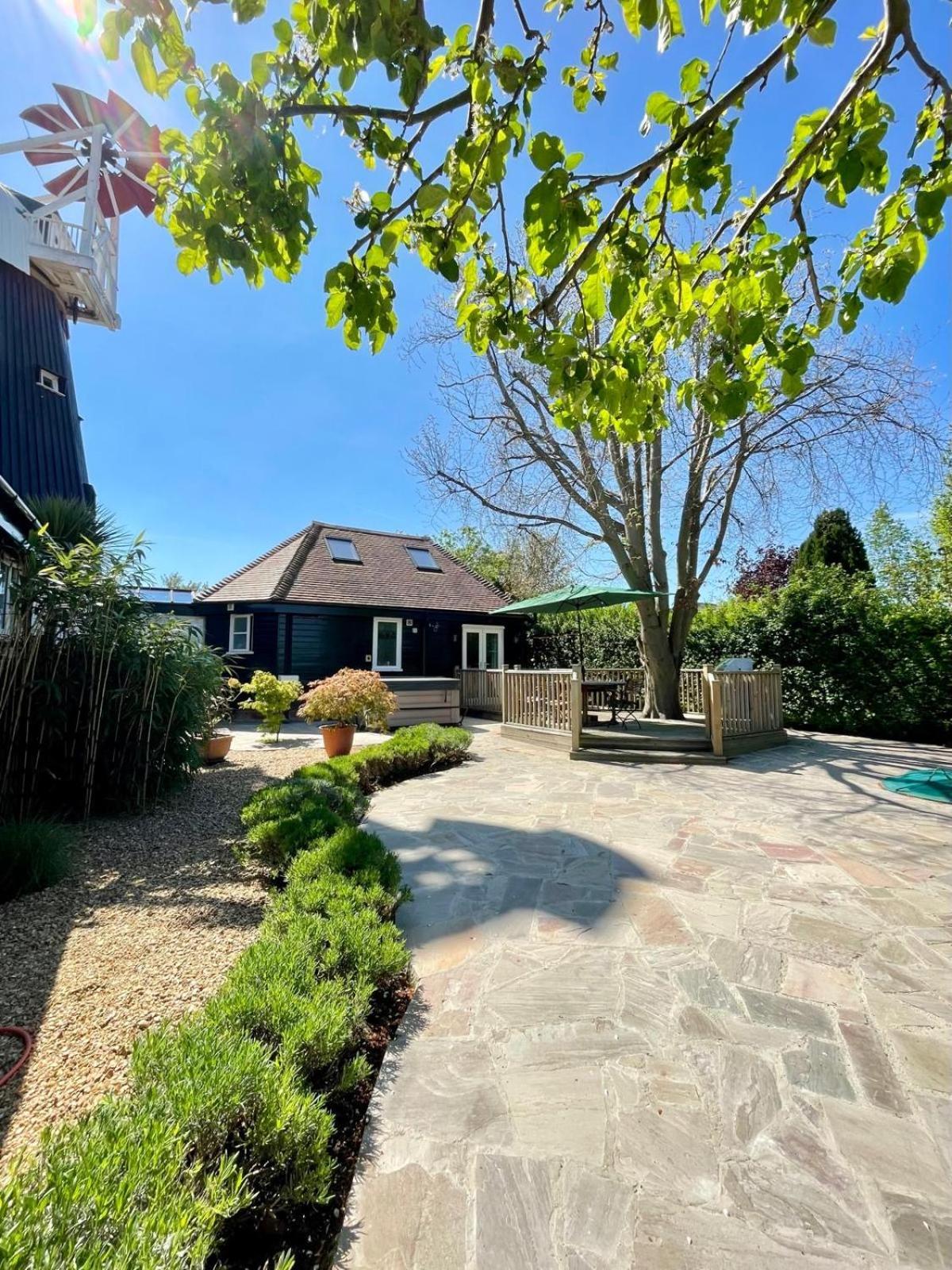The Millers Cottage CBG Εξωτερικό φωτογραφία