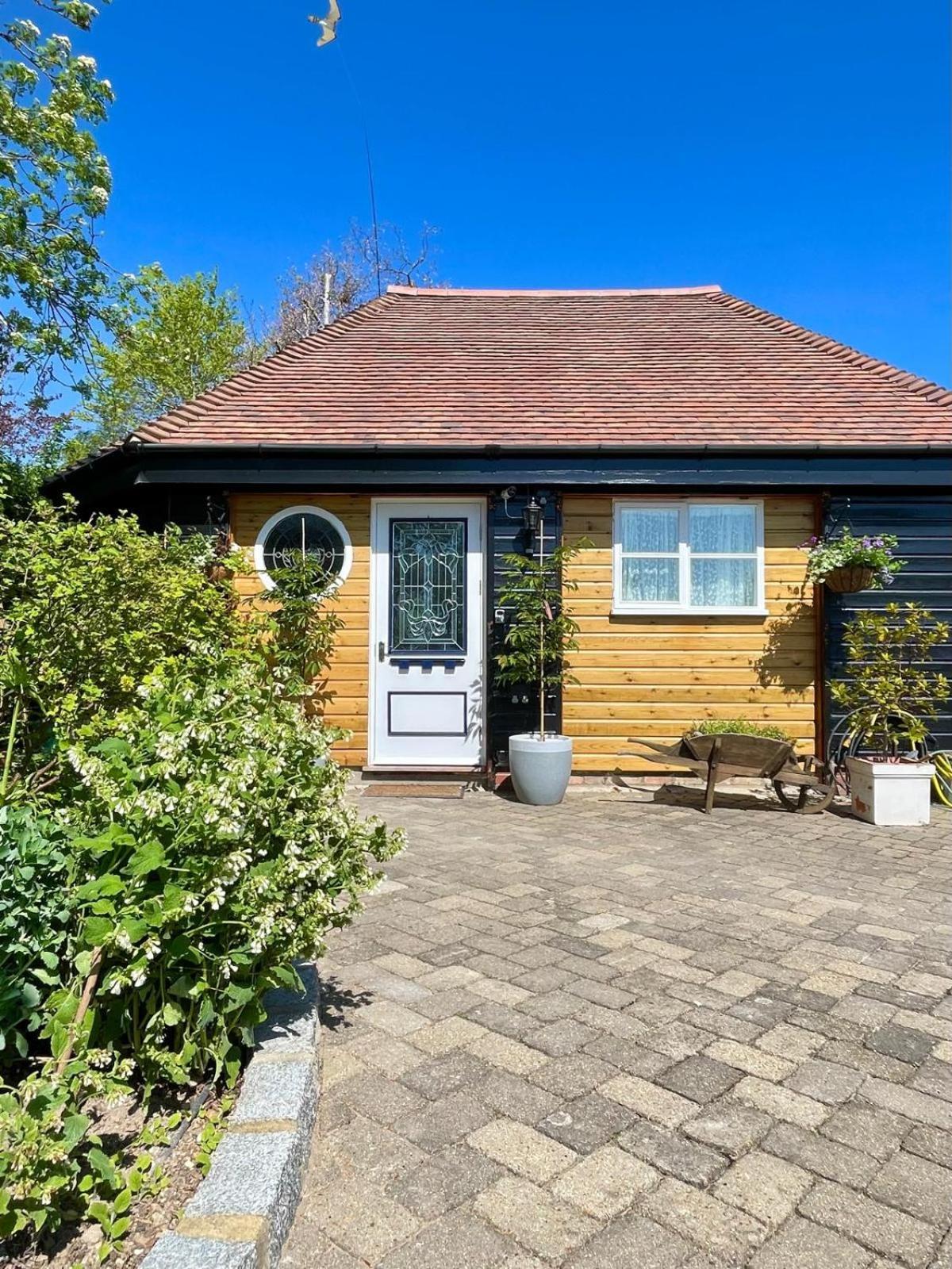 The Millers Cottage CBG Εξωτερικό φωτογραφία