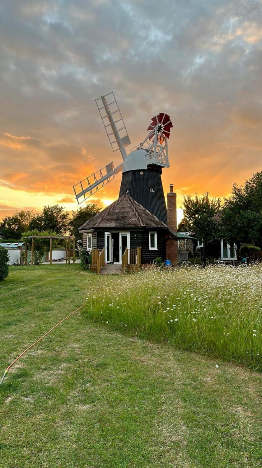 The Millers Cottage CBG Εξωτερικό φωτογραφία